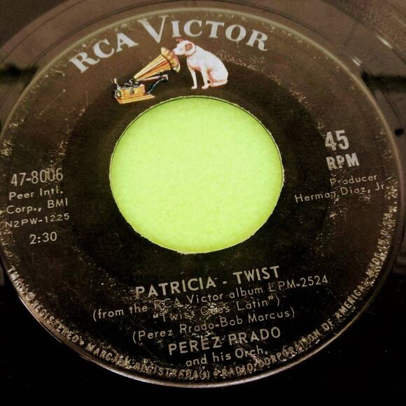Perez Prado - Patricia Twist‎ - Ti-Pi-Tin Twist RCA Victor 45rpm Vinyl Record 7" - Picture 1 of 5